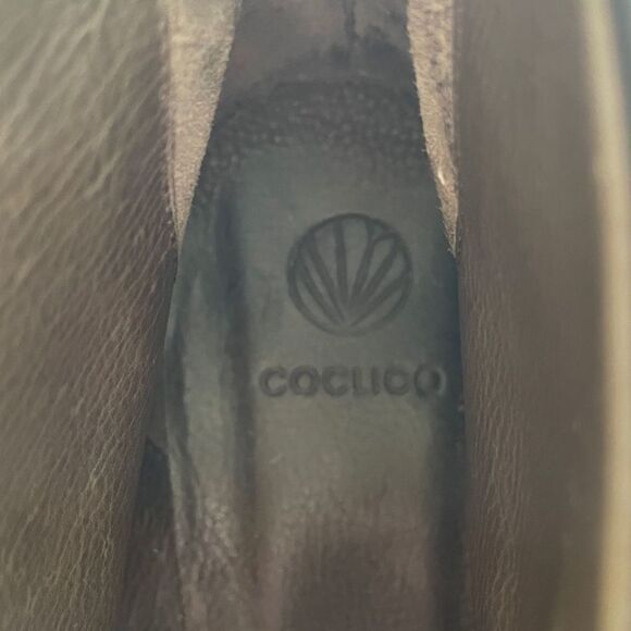 Coclico Wedge Booties - Picture 7 of 8